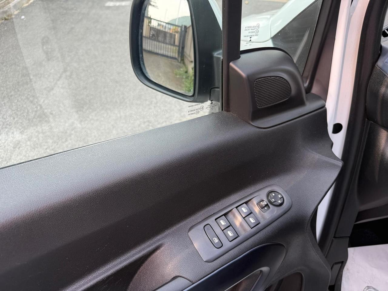 Peugeot Rifter BlueHDi 130CV S&S EAT8 Allure AUTOMATICO