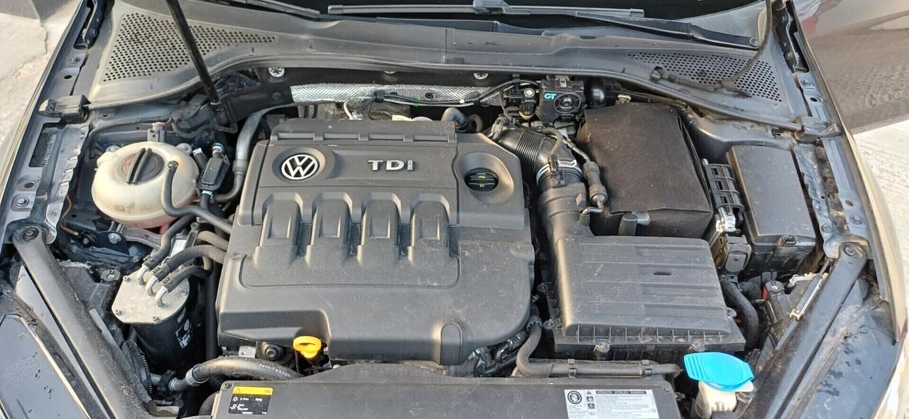 Volkswagen Golf GTD 2.0 TDI DSG