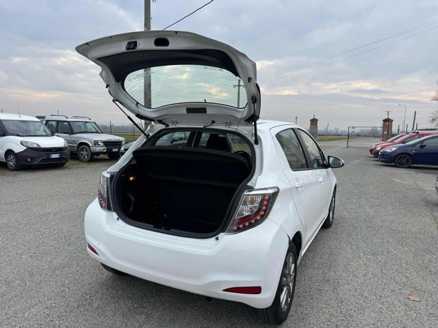 TOYOTA Yaris 1.0 5 porte Lounge