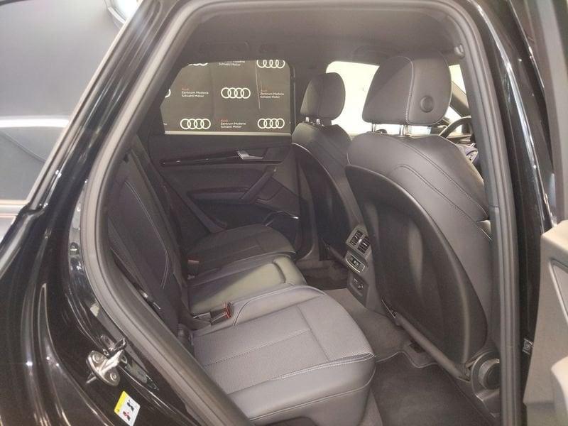 Audi Q5 Q5 40 2.0 tdi mhev 12V Identity Black quattro s-tronic