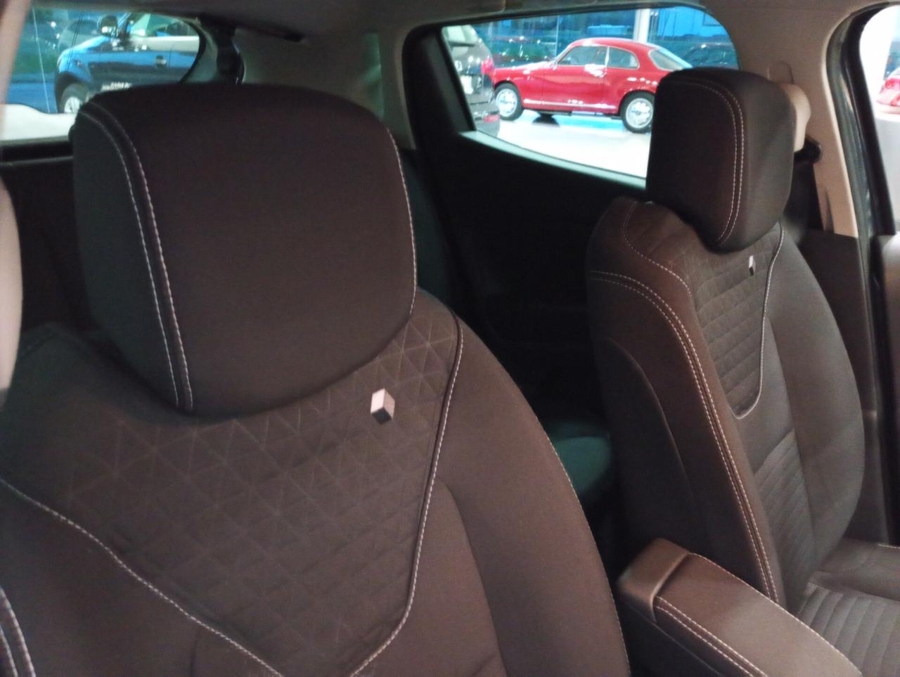 Renault Clio TCe 12V 90CV Start&Stop 5 porte LIMITED - NEOPATENTATI -