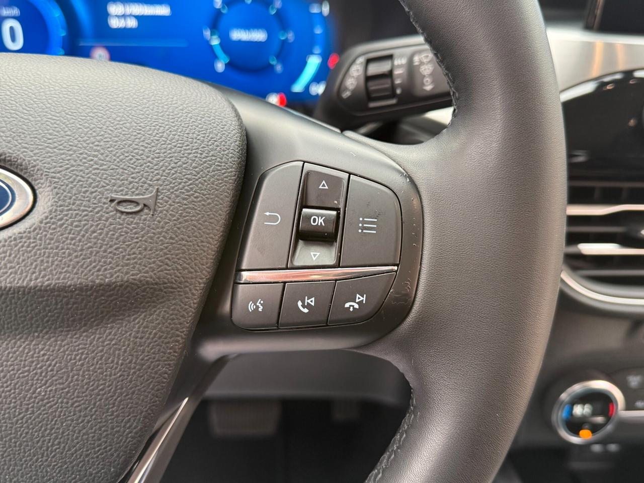 Ford Kuga 1.5 EcoBlue Autom Titanium *NAVI *CAMERA