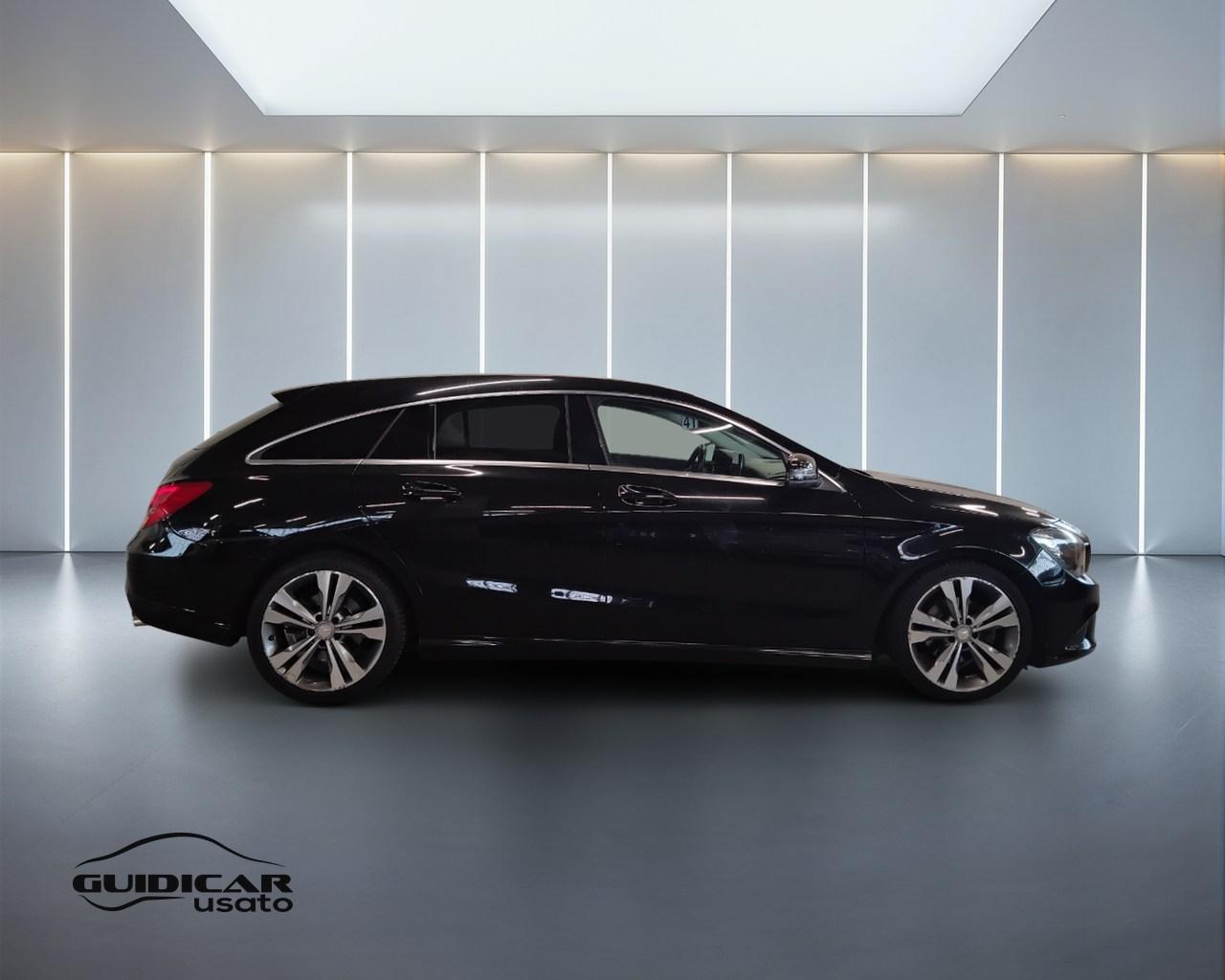 Mercedes-Benz CLA Shooting Brake - X117 - CLA Shooting Brake 220 d Sport Night auto