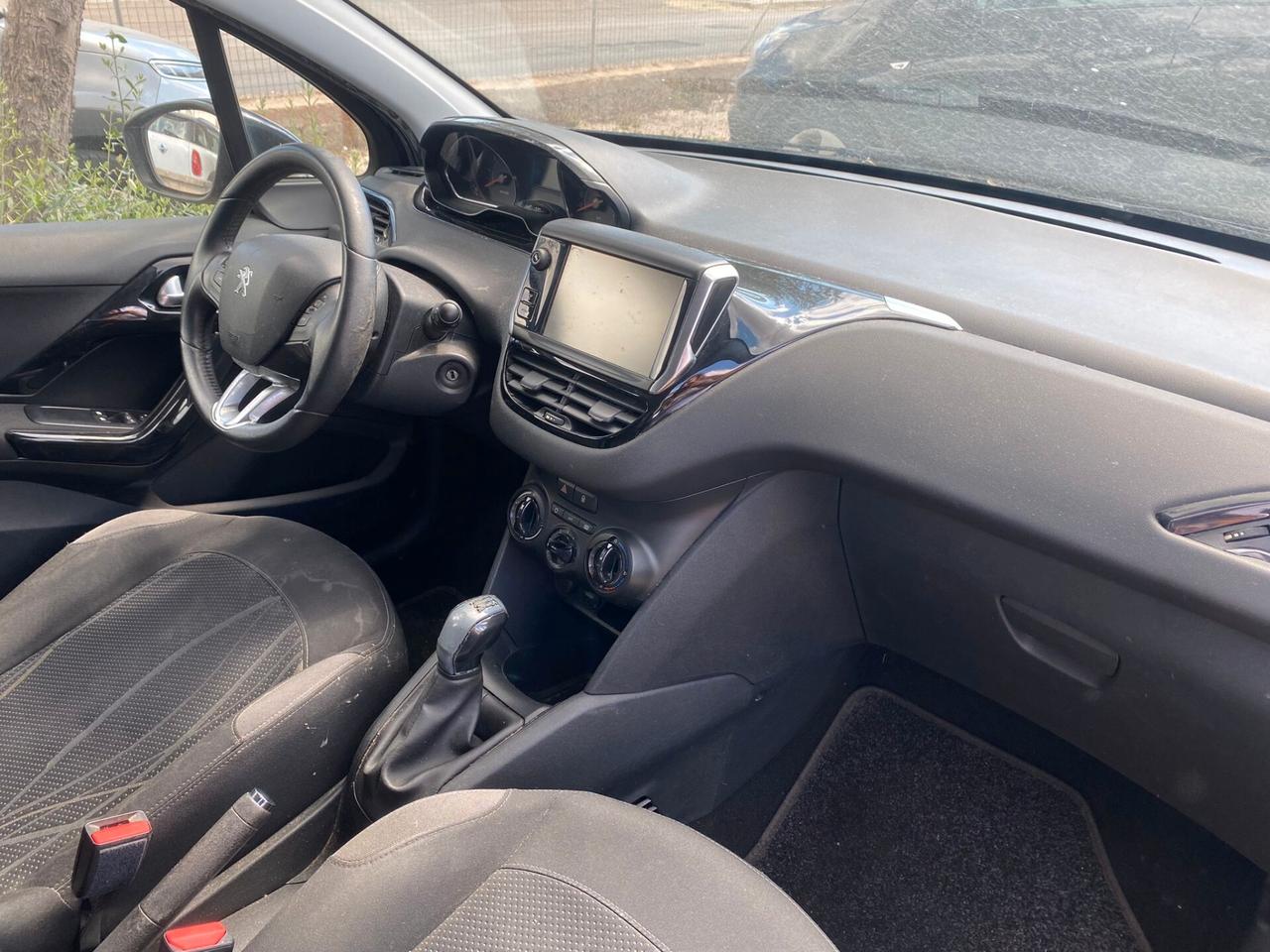 Peugeot 208 1.2 VTi 82 CV 5 porte Allure