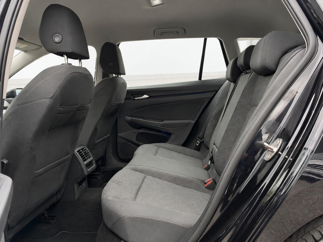 Volkswagen Golf Variant 2.0 TDI SCR DSG Life