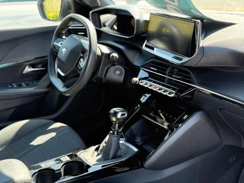 Peugeot 2008 PureTech 130 S&S Allure Pack