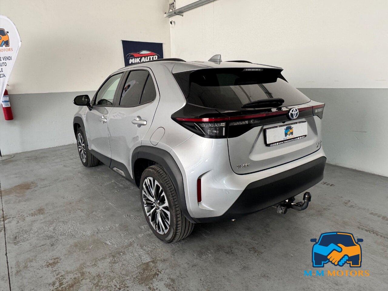 Toyota Yaris Cross 1.5h Lounge awd-i 116cv e-cvt UNICOPRO GANCIO TRAINO TAGLIANDI TOYOTA