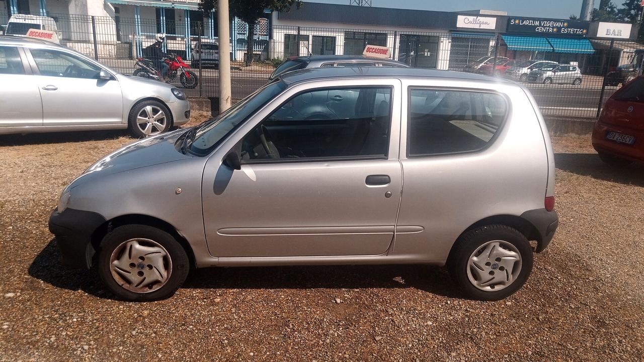 Fiat 600 1.1 Active