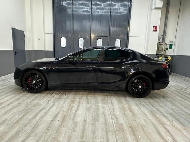 Maserati Ghibli V6 430 CV Q4 Trofeo