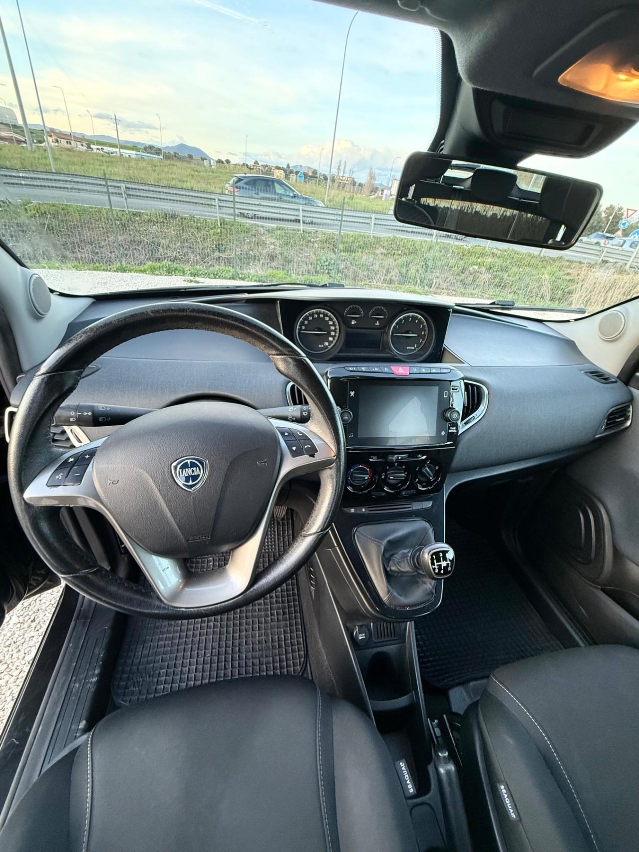 Lancia Ypsilon 1.2 69 CV GPL