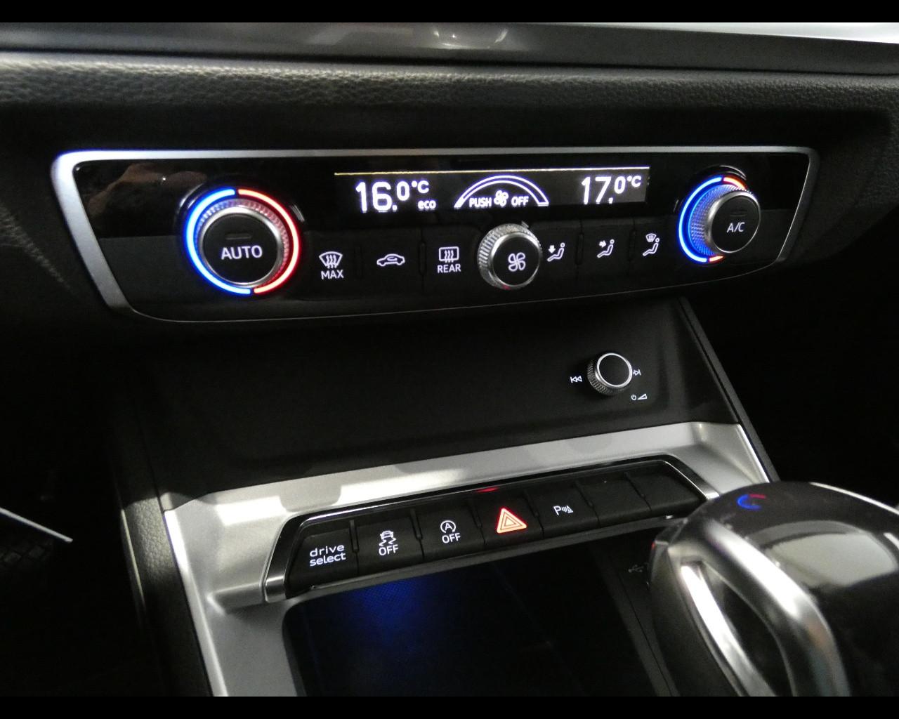 AUDI Q3 2ª serie - Q3 SPB 35 TDI S tronic Business Plus