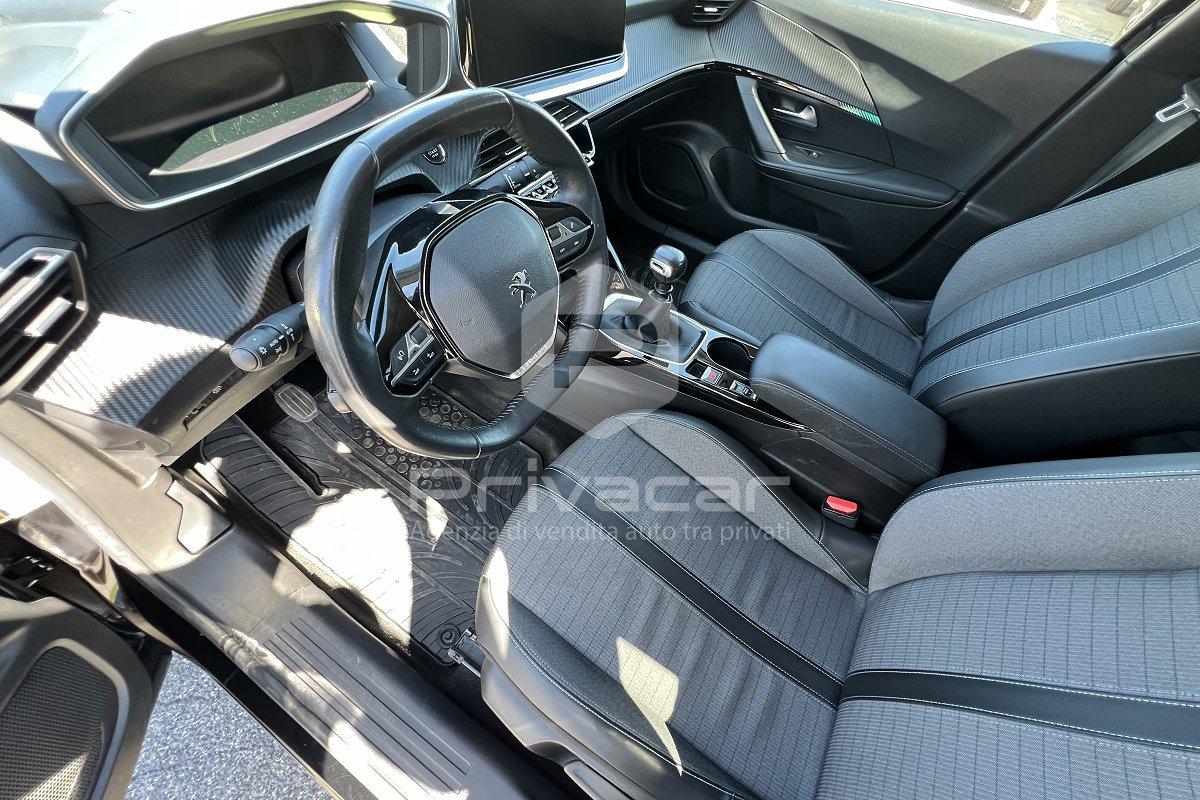 PEUGEOT 2008 BlueHDi 110 S&S Allure