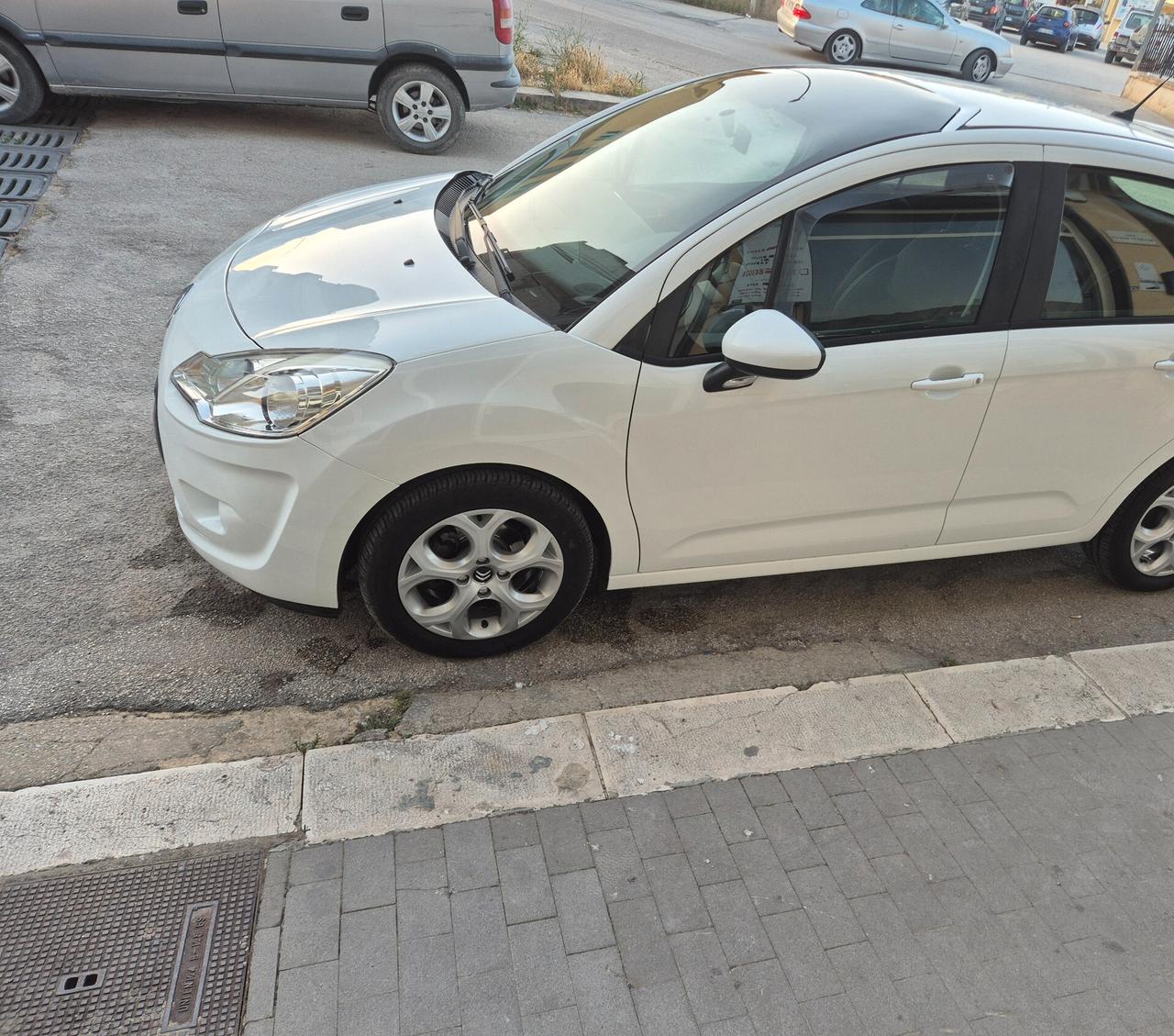 CITROEN C3 ANNO 2011 TETTO PANOR SOLI KM 60000 CERTIF