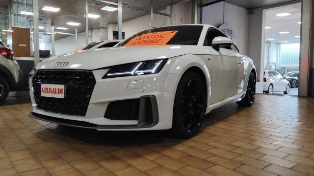 AUDI TT Coupé 40 TFSI S tronic