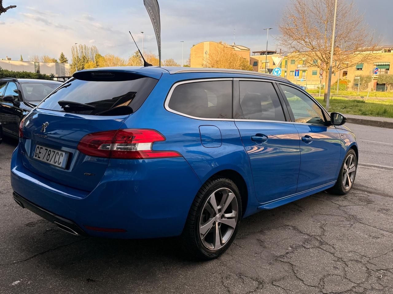 Peugeot 308 PureTech Turbo 130 S&S SW GT Pack