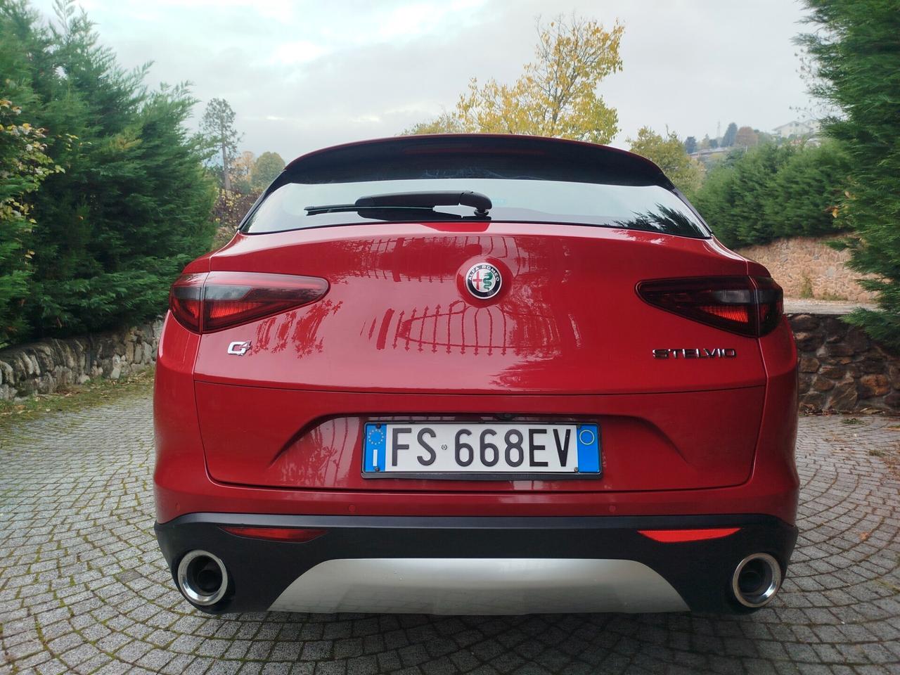 Alfa Romeo Stelvio 2.2 Turbodiesel 210 CV AT8 Q4 Super