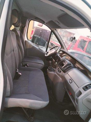 Opel vivaro posti 9 lungo