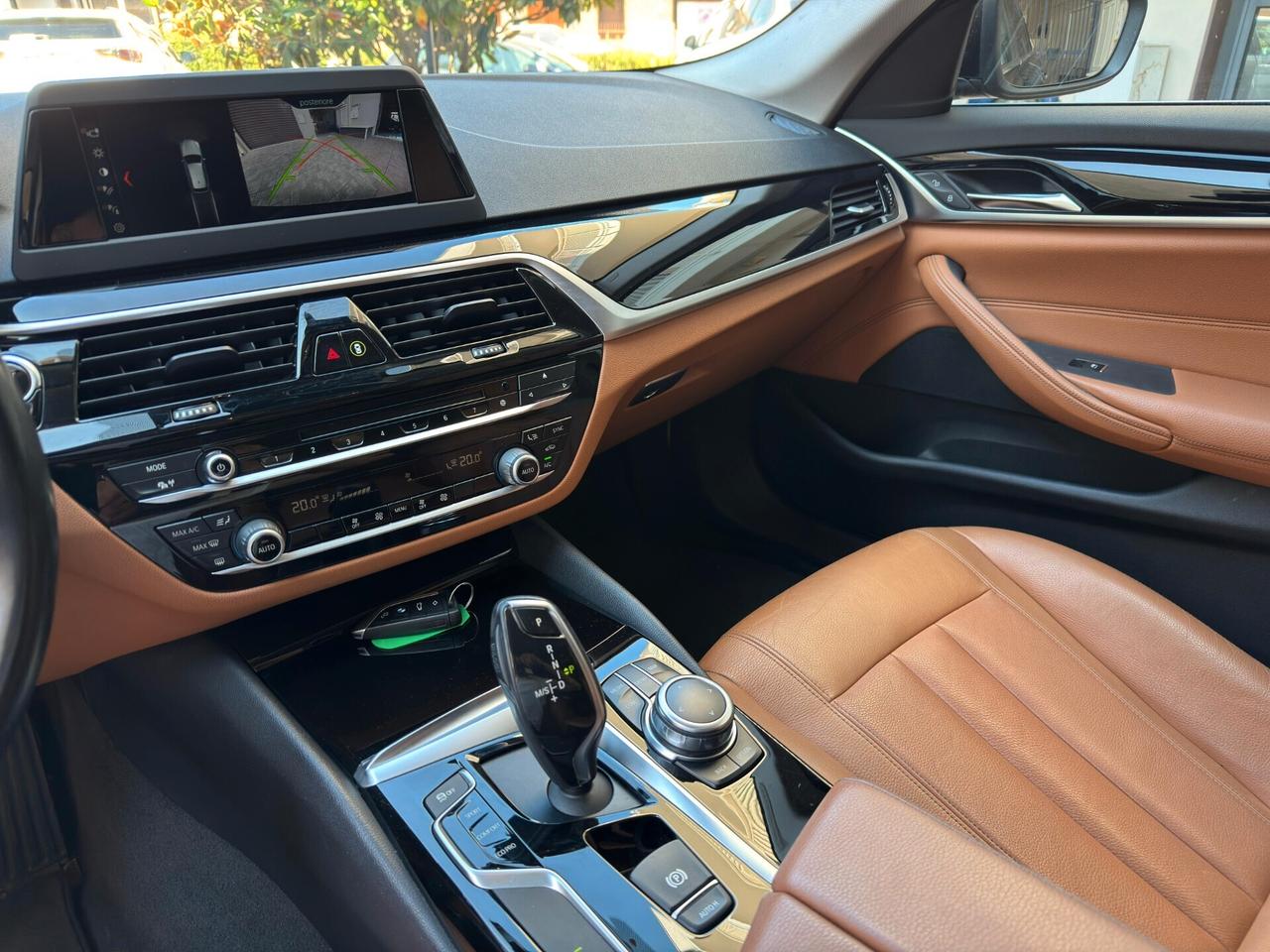 Bmw 540d xDrive Touring 320 cv