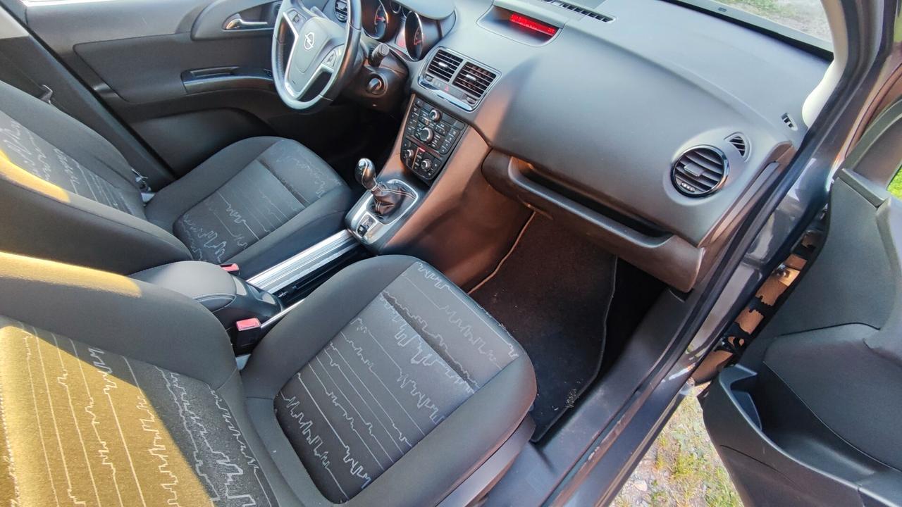 Opel Meriva 1.4 Benz 2013