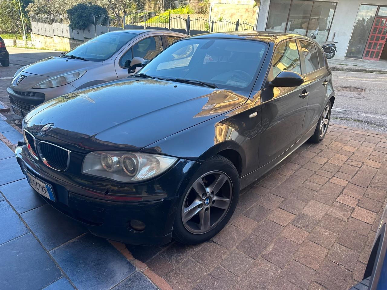 Bmw 120 120d cat 5 porte Attiva