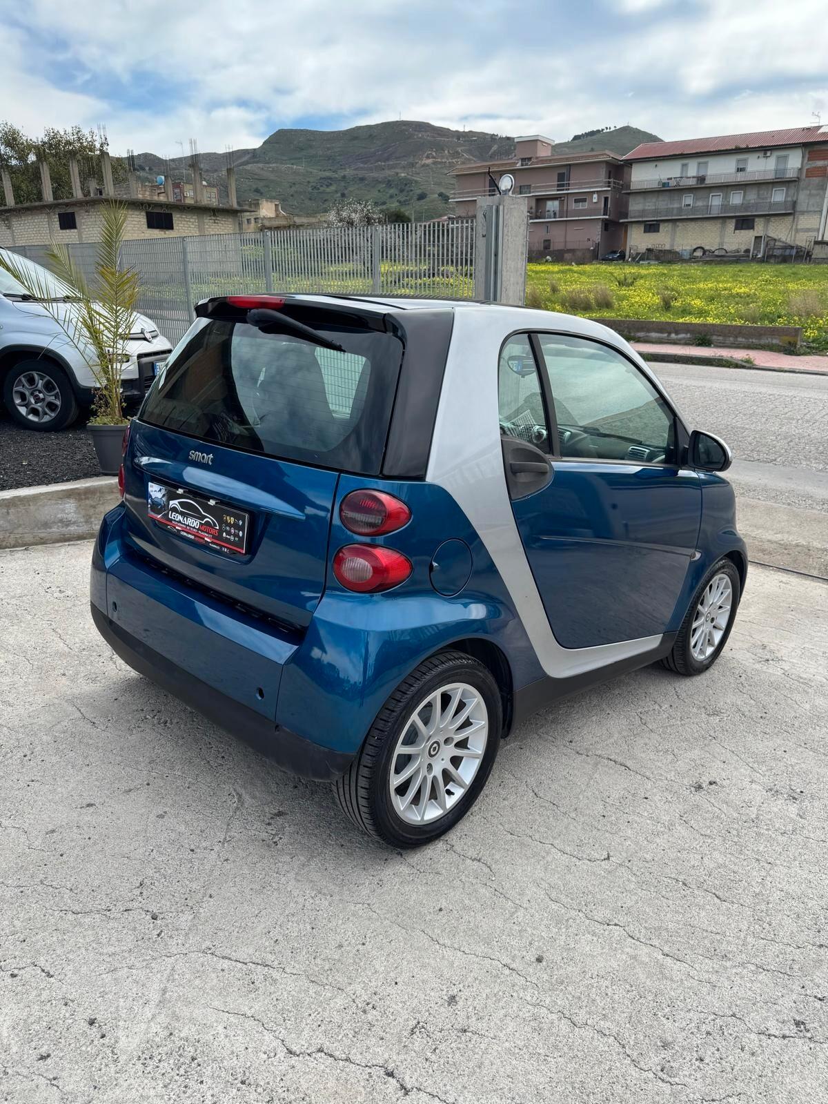 Smart ForTwo 1000 52 kW coupé pure