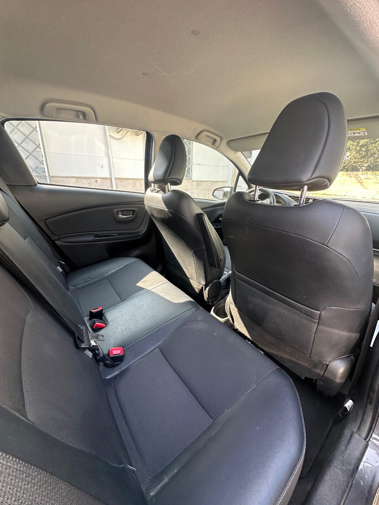 Toyota Yaris 1.0 5 porte Lounge