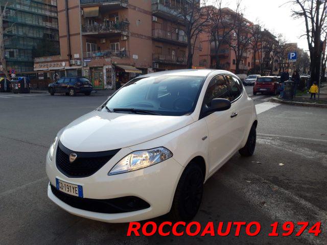 LANCIA Ypsilon 1.0 Hybrid Silver 5 POSTI