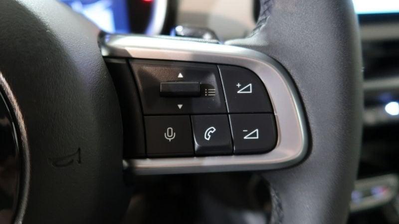 FIAT 600 600 1.2 hybrid La Prima 110cv auto