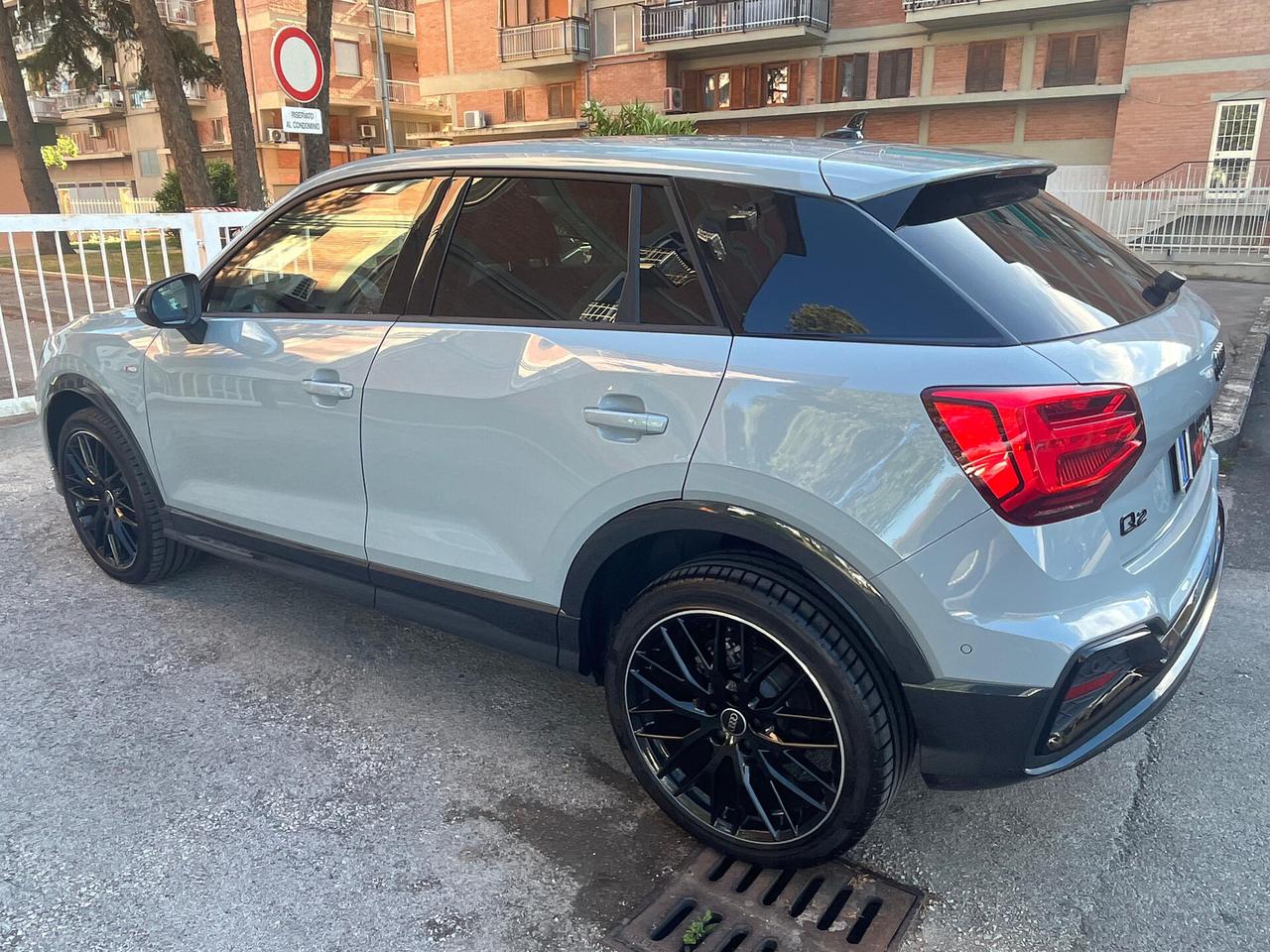Audi Q2 30 TDI Identity Black S LINE MANUALE