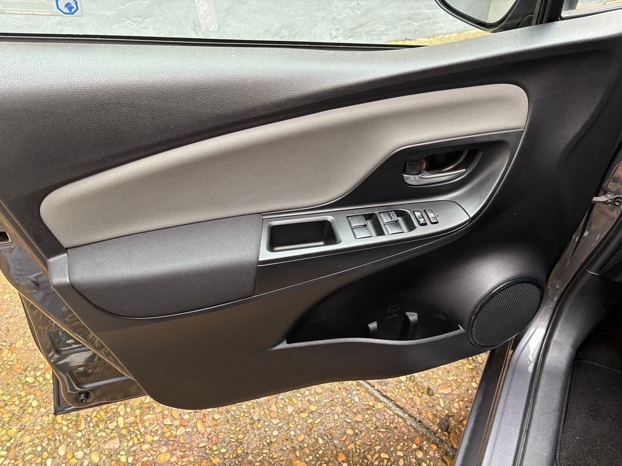 Toyota Yaris 1.5 hybrid NO VINCOLO FINANZIAMENTO