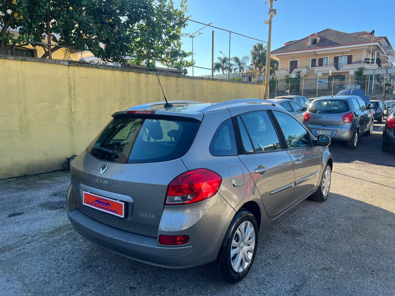 RENAULT CLIO 1.2 BENZINA 101 (CV) 2010