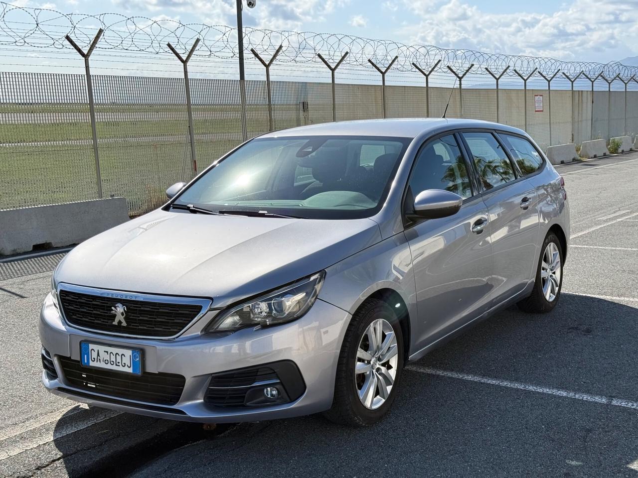 Peugeot 308 BlueHDi 130 S&S SW Allure-Automatica