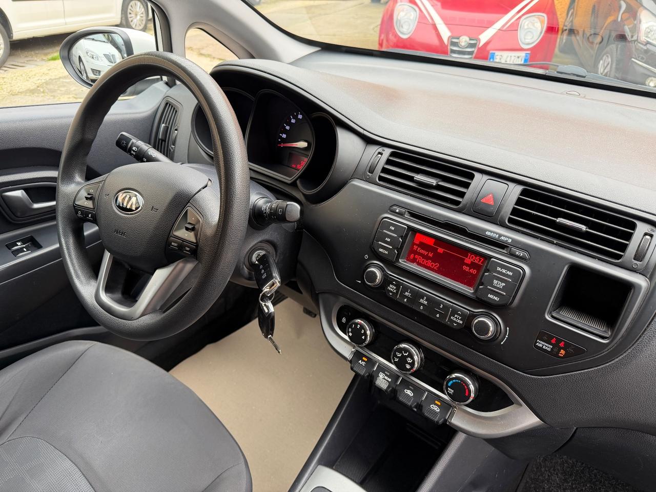 Kia Rio 1.2 CVVT 5p. EX