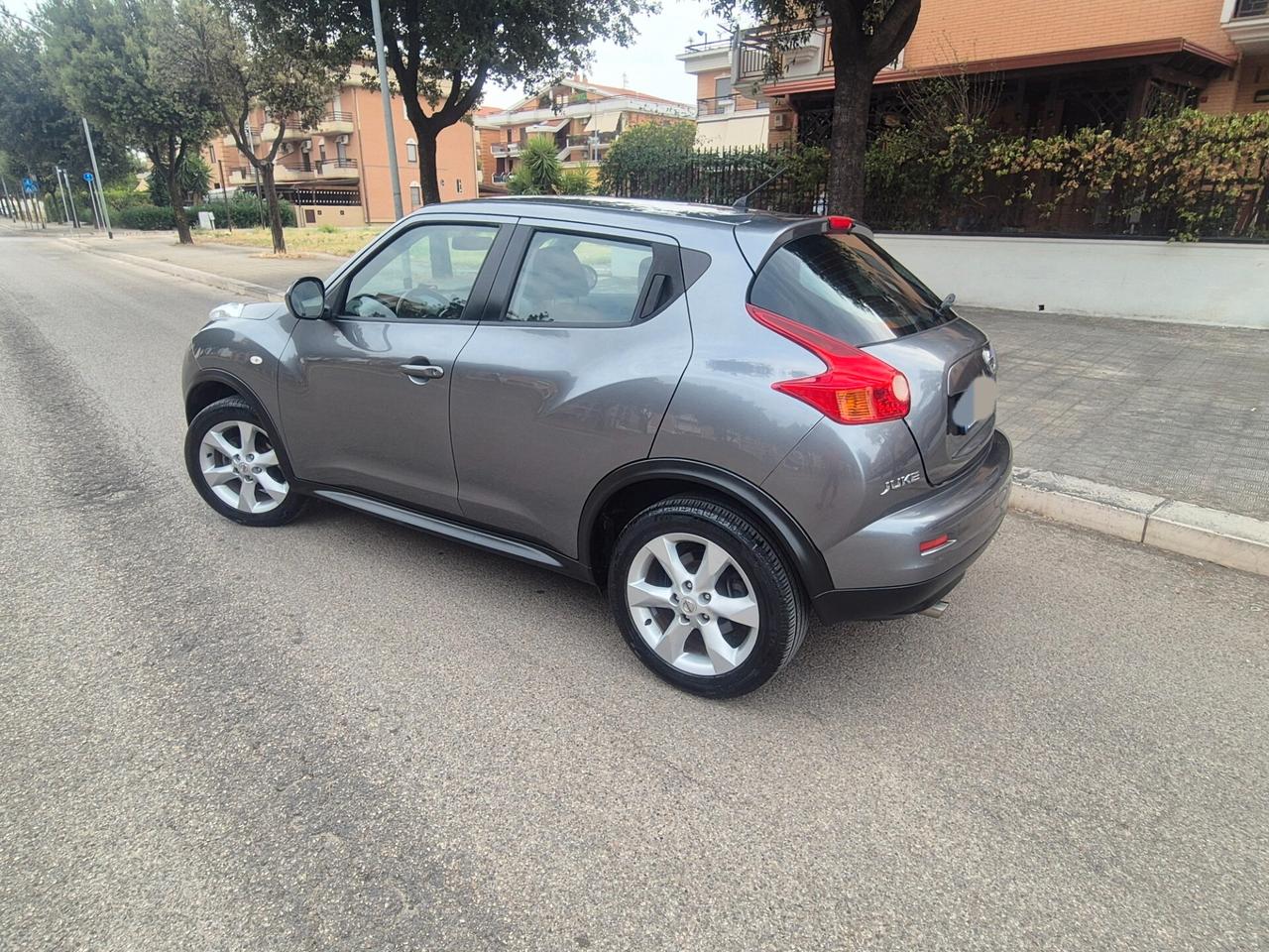 Nissan Juke 1.6 GPL 117cv anno 2014 navigatore retrocamera