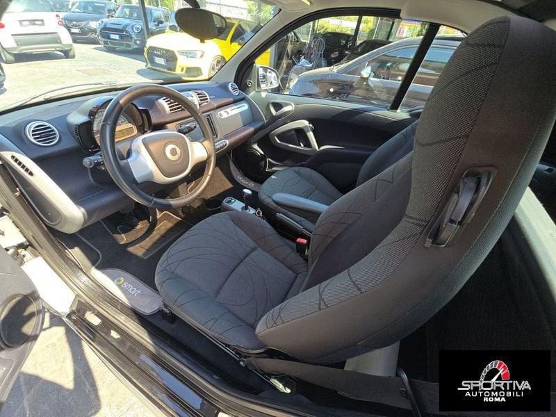 smart fortwo SERVOSTERZO PELLE NAVI UNIPRO!