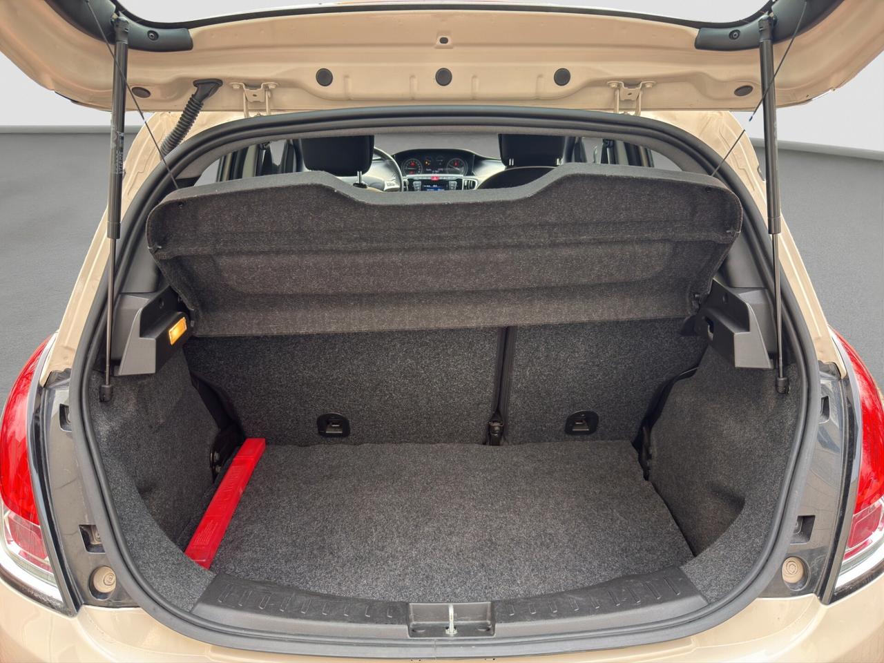 Lancia Ypsilon 1.2 69 CV 5 porte GPL Ecochic Gold