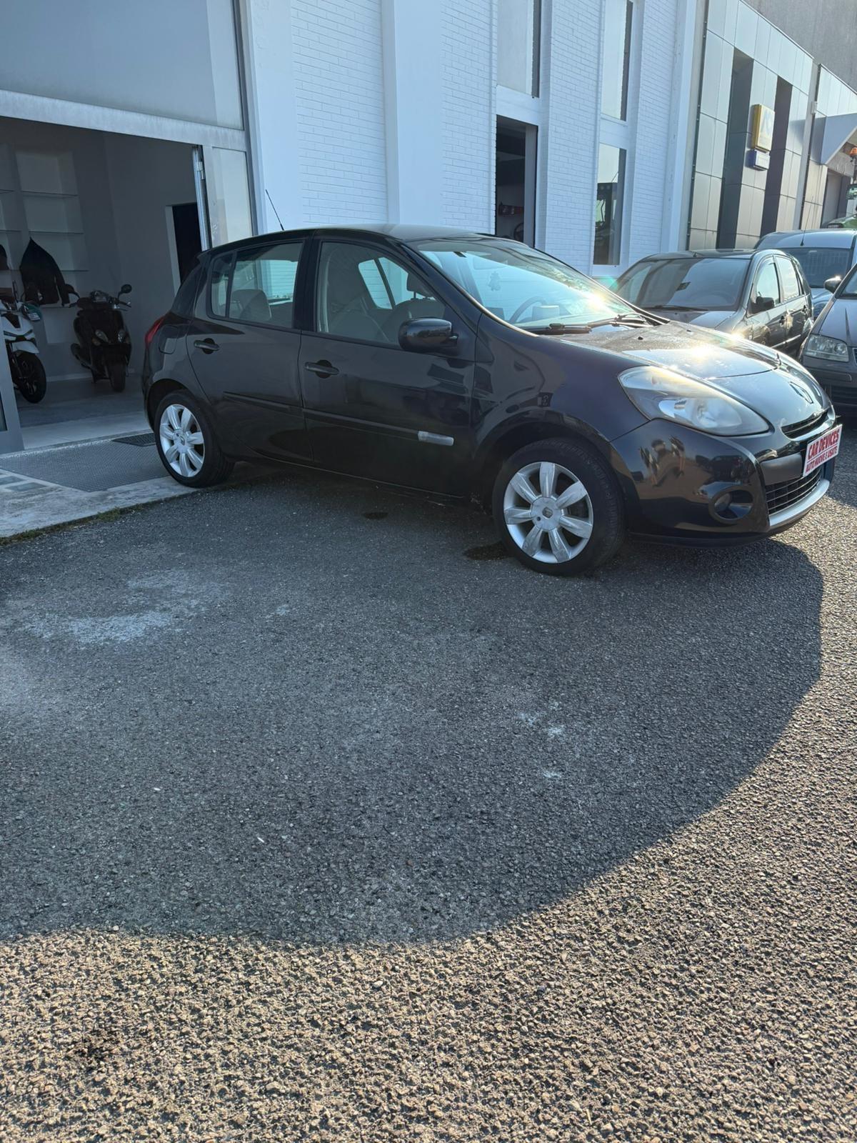 Renault Clio 1.5 dCi - NEOPATENTATI