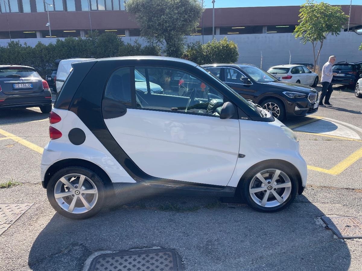 SMART - Fortwo - 1000 62 kW coupé pulse