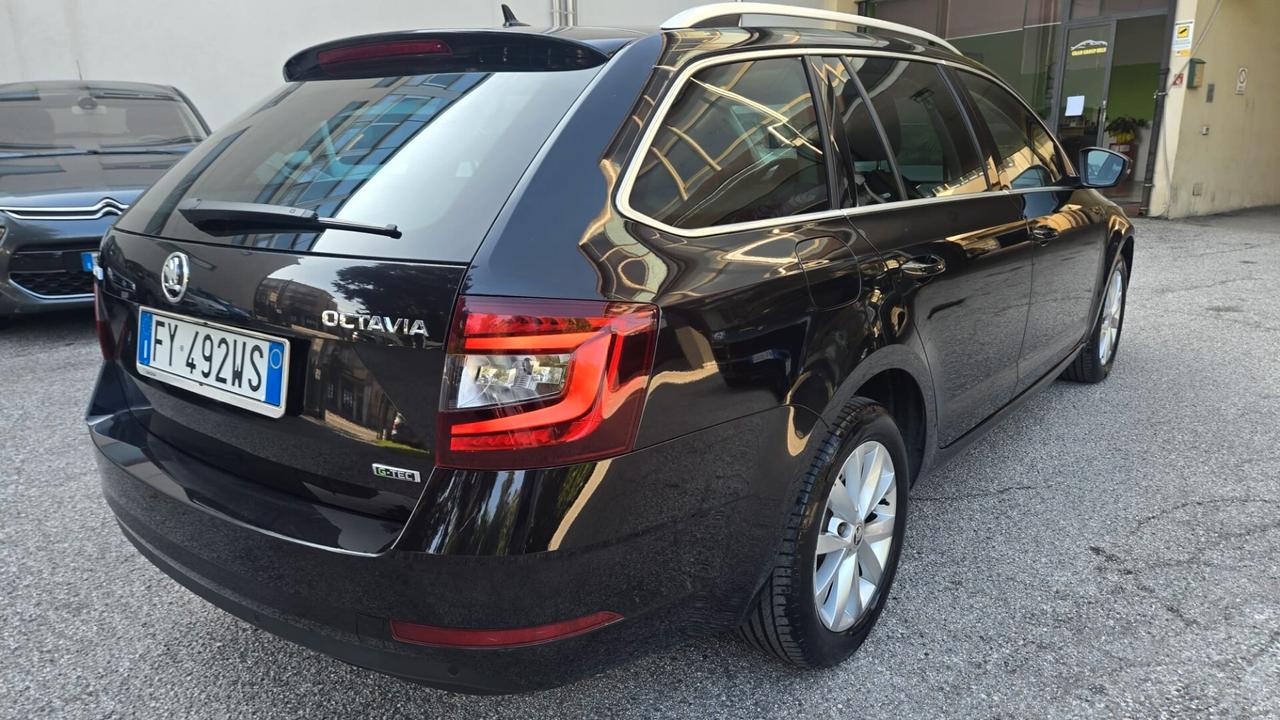 Skoda Octavia 1.5 DSG Wagon Executive G-Tec Metano
