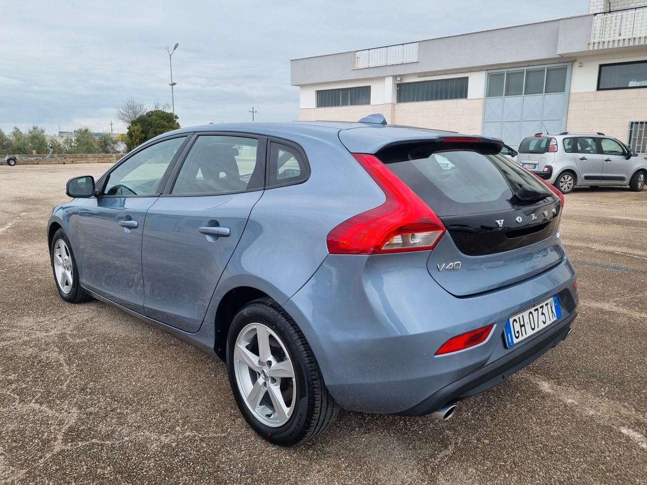 Volvo V40 D2 Business