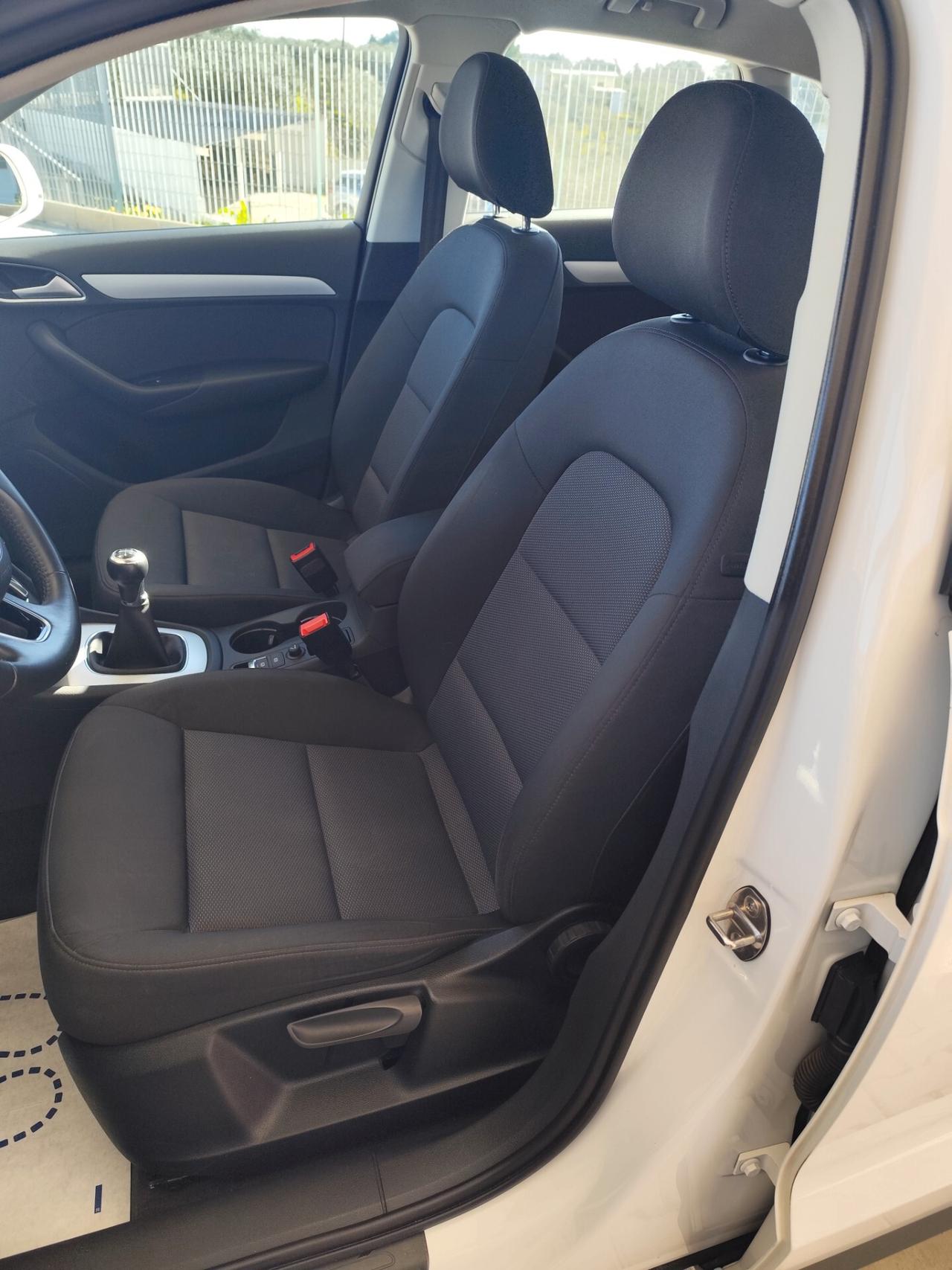 Audi Q3 2.0 TDI 120 CV Sport