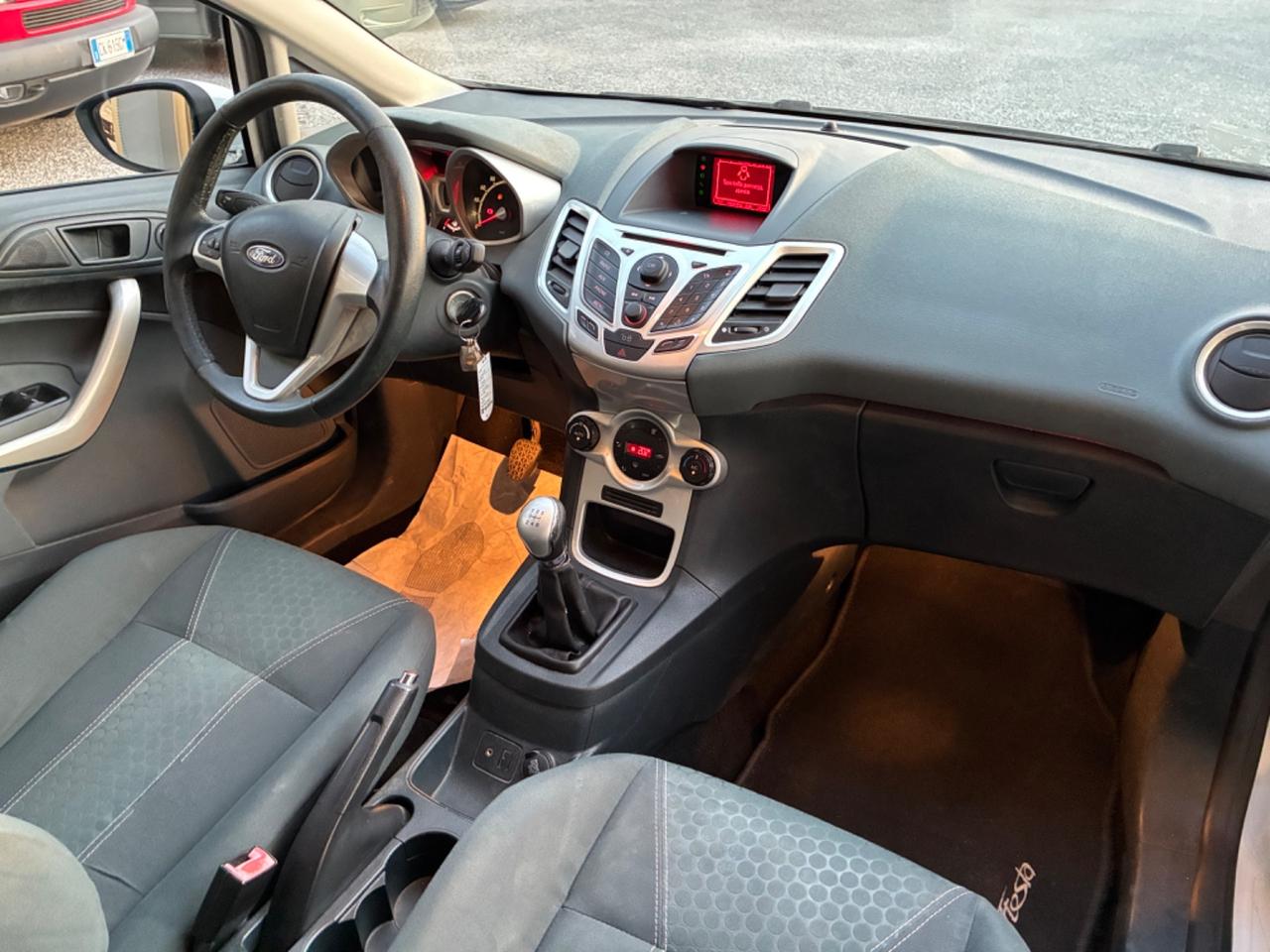 Ford Fiesta 1.2 82CV Titanium Sport