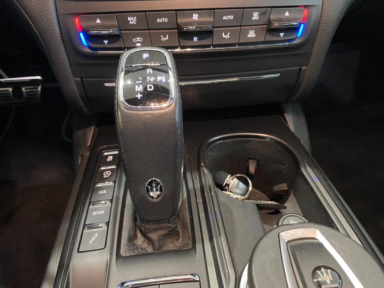 Maserati Ghibli V6 Diesel 275 CV Gran Sport tetto apribile