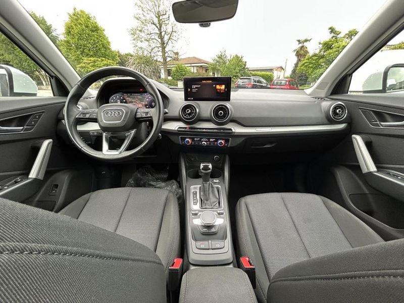 Audi Q2 35 TFSI S-Tronic Business Advanced NAVI+FULL LED+CAMERA
