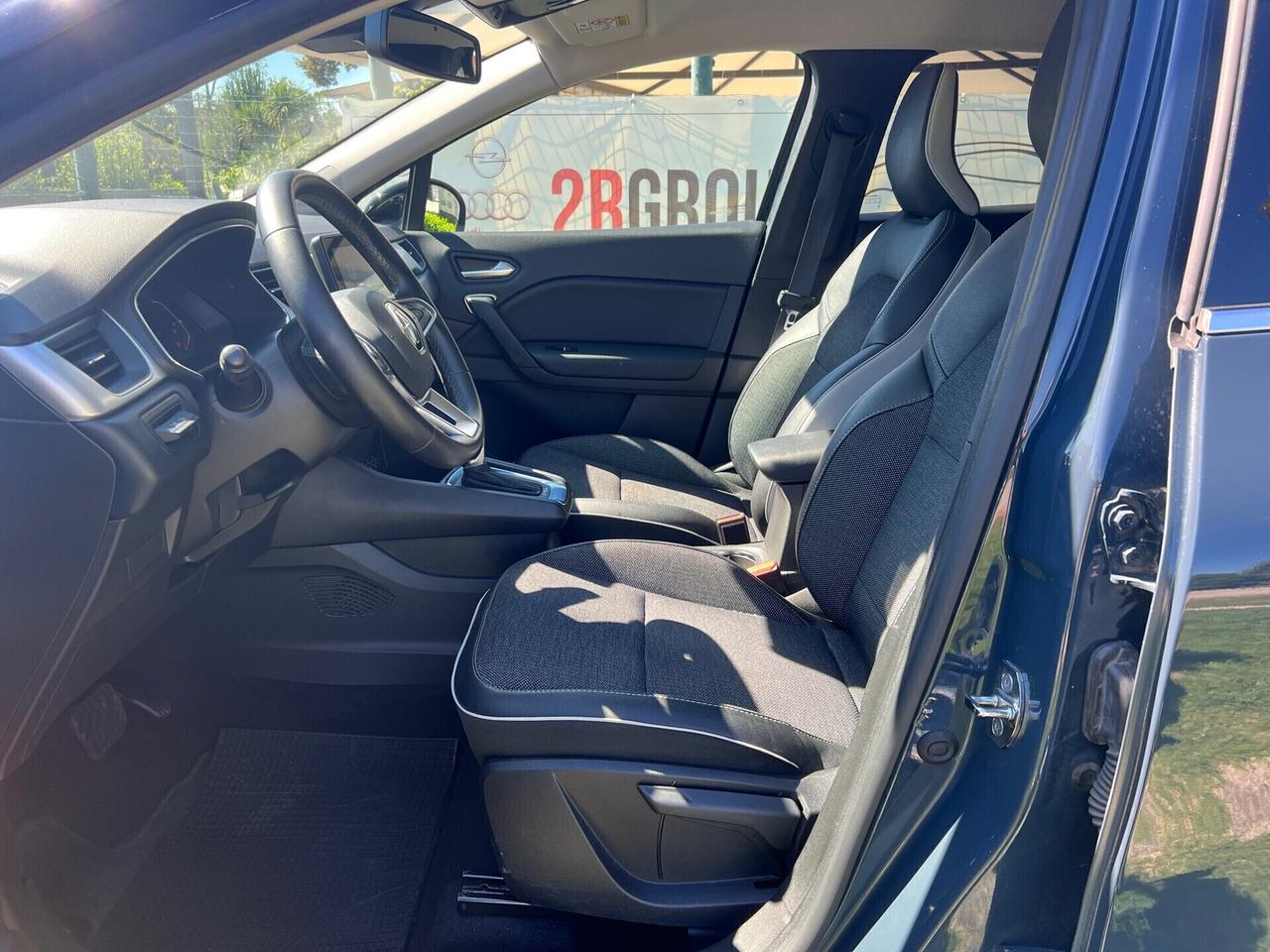 Renault Captur Hybrid E-Tech 145CV Intens-2022