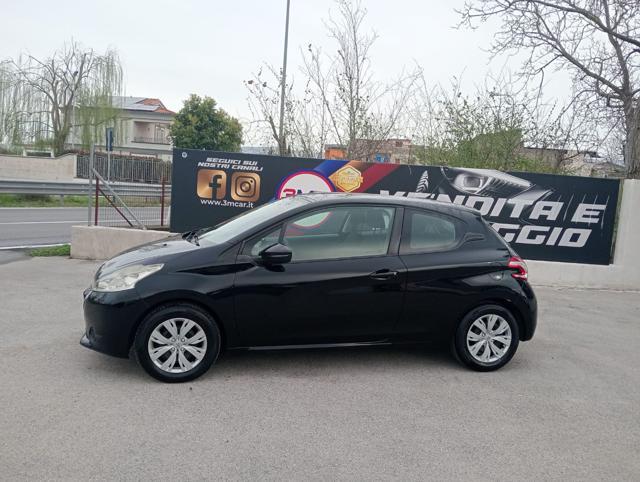 PEUGEOT 208 1.4 8V HDi 68CV 3p. Allure