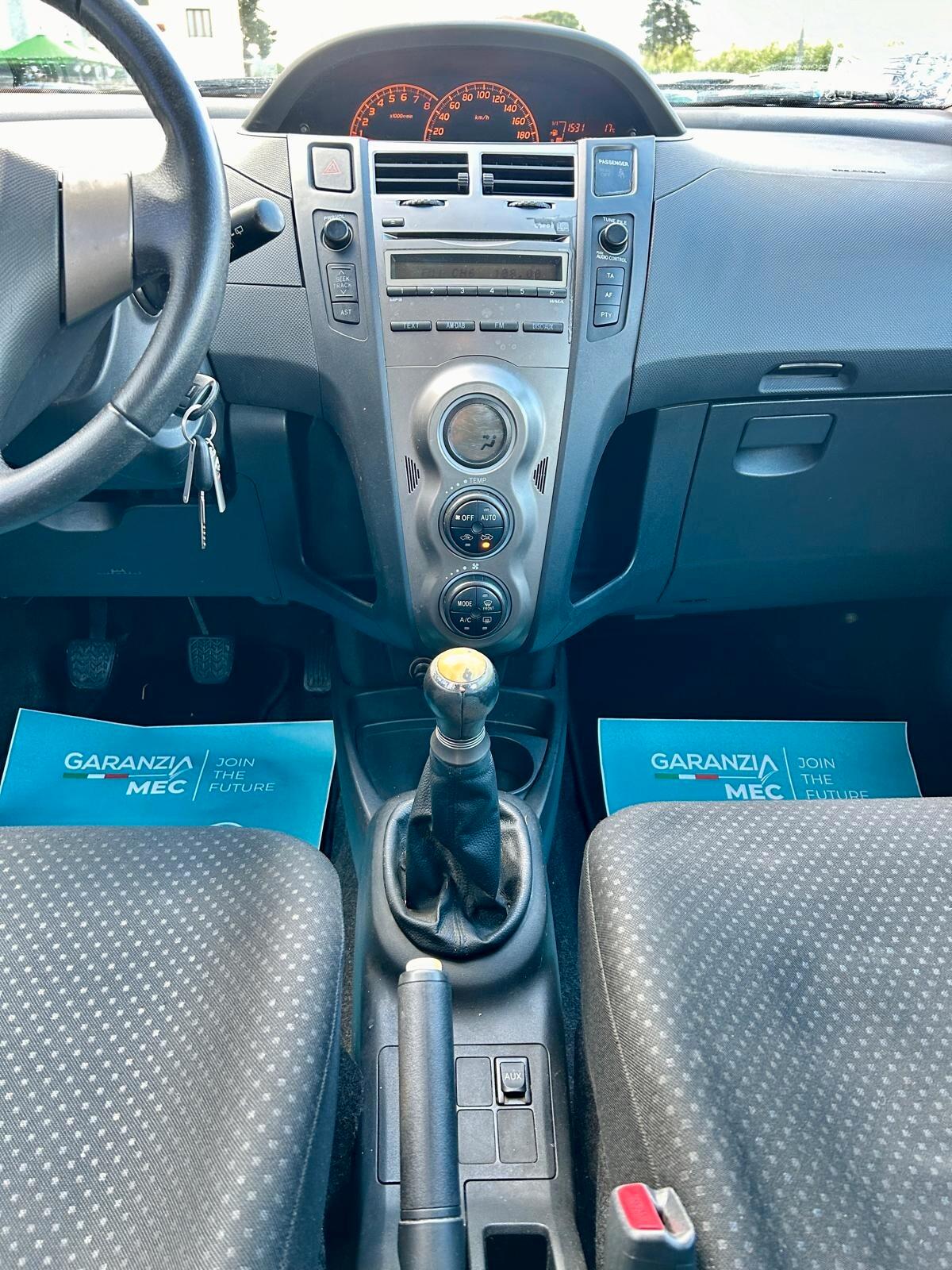 Toyota Yaris 1.0 5 porte Sol - ok neopatentato