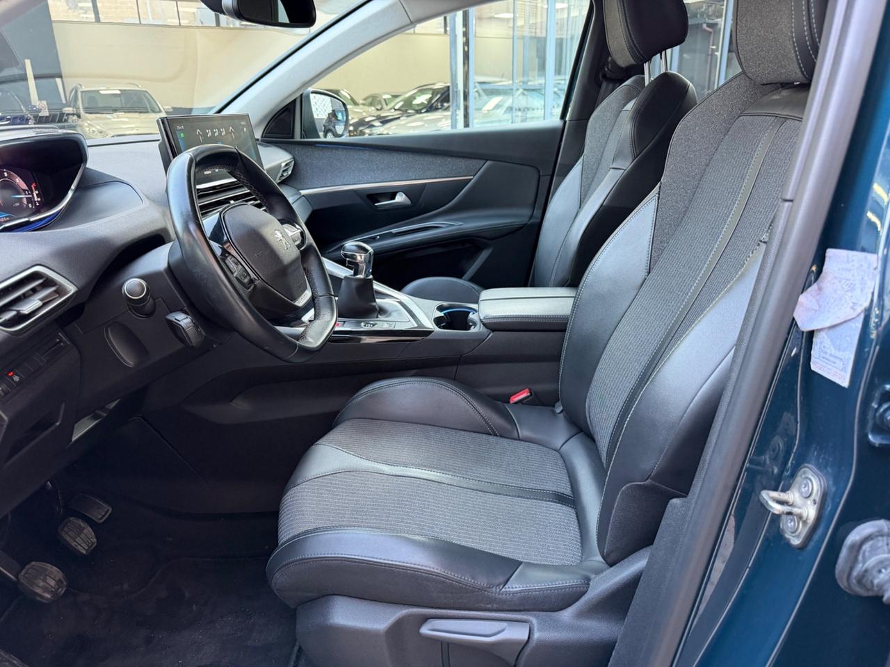 Peugeot 3008 BlueHDi 130 S&S Allure 12/2021