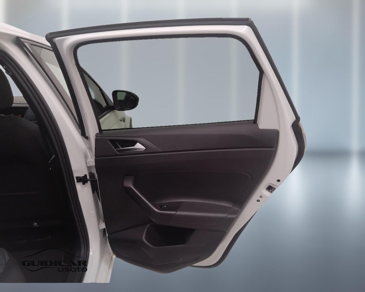 VOLKSWAGEN Taigo - Taigo 1.0 tsi R-Line 110cv