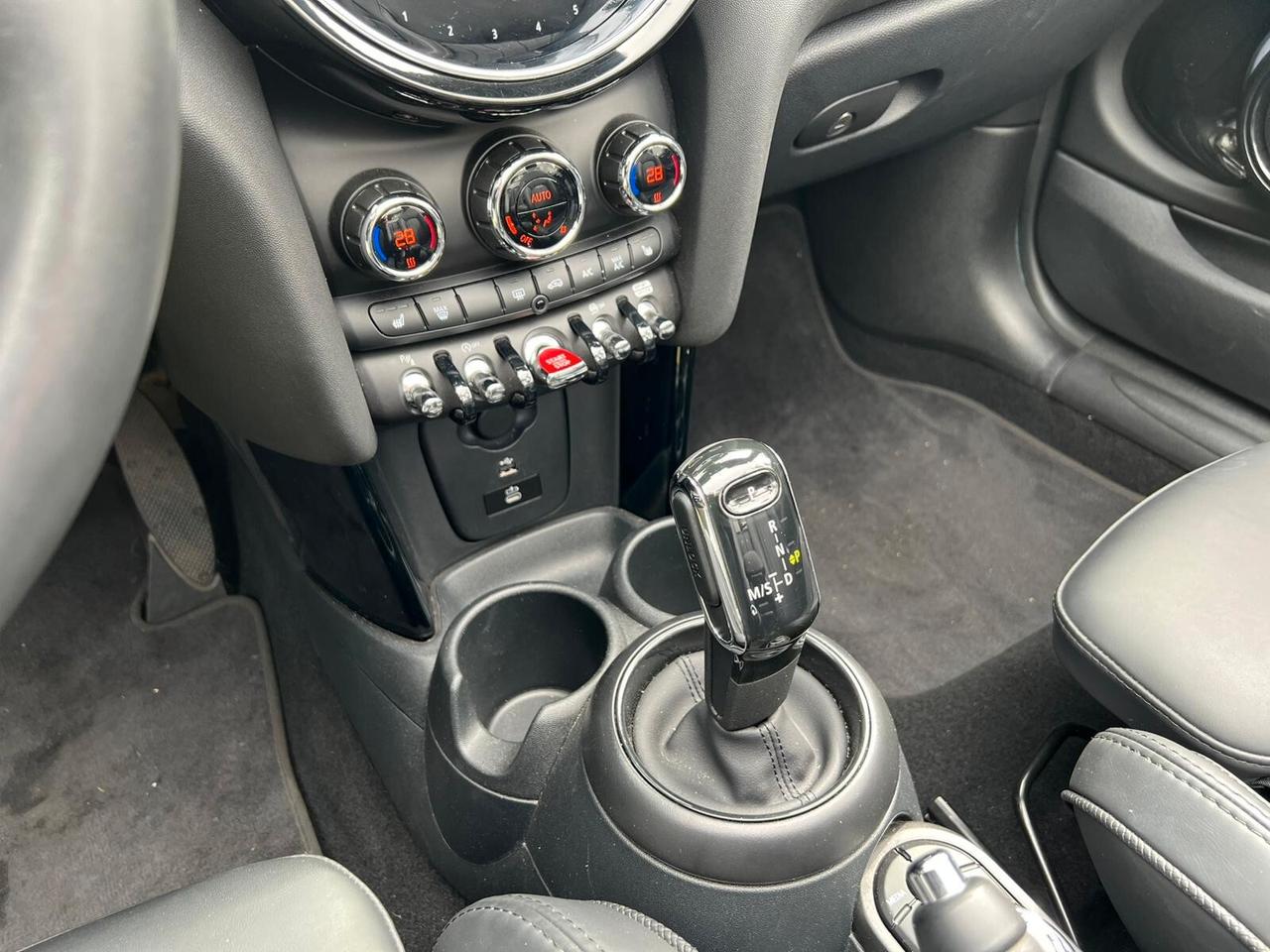 Mini 1.5 Cooper SeaSide Cabrio 136CV